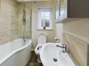 Warm Dundonald Apartment